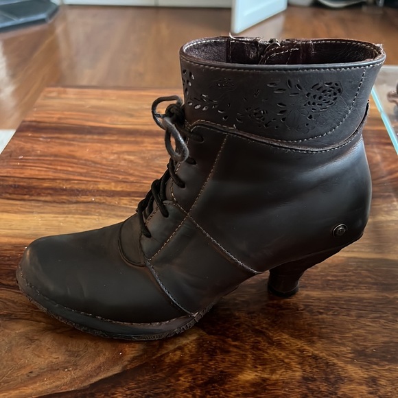 Neosens leather bootie. Size 37. - Picture 2 of 7